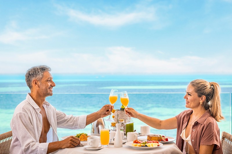 Tafer MSCN Lifestyle In Suite Breakfast Couple