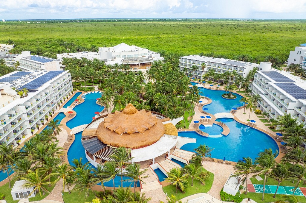 Palmar Beach Resort: The Ultimate Riviera Maya Resort