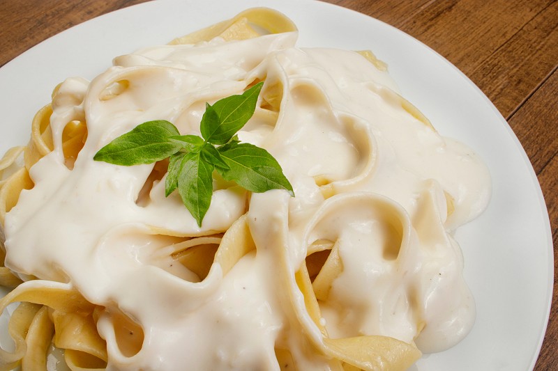 Tagliatelle pasta served with bechamel